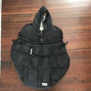 Convertible pokie poncho. Baby & stroller cover.